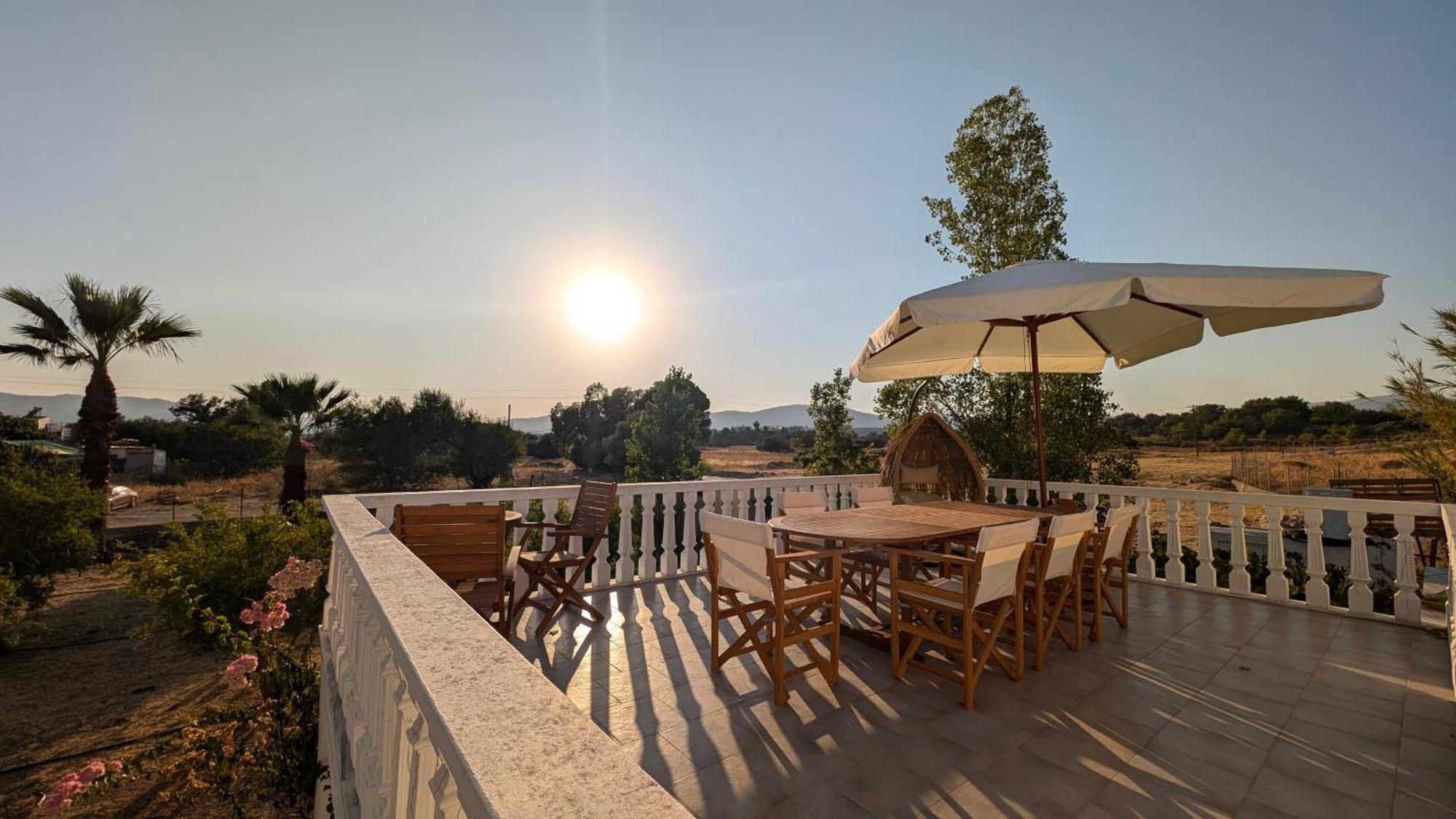 Feraklion House